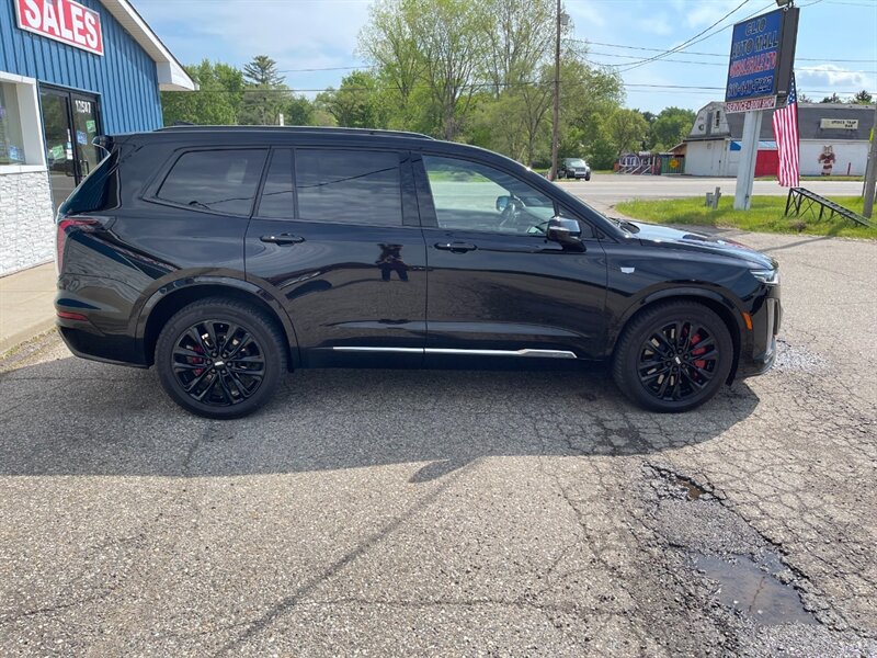 2022 Cadillac XT6 Sport - Photo 8 - Clio, MI 48420