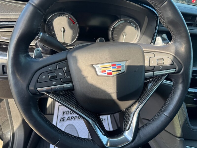 2022 Cadillac XT6 Sport - Photo 10 - Clio, MI 48420