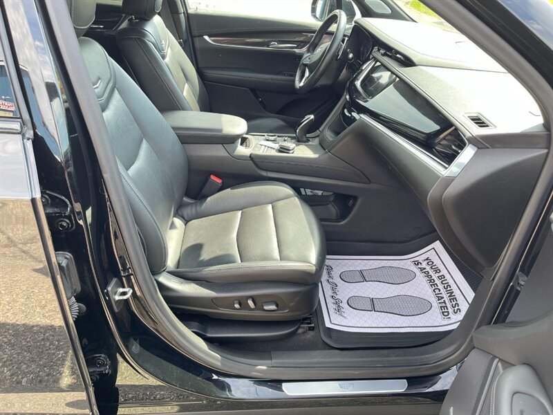 2022 Cadillac XT6 Sport - Photo 14 - Clio, MI 48420