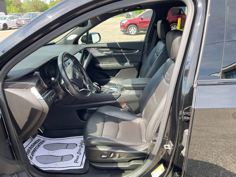 2022 Cadillac XT6 Sport - Photo 10 - Clio, MI 48420
