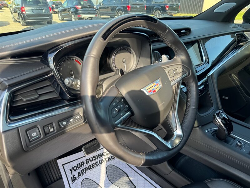 2022 Cadillac XT6 Sport - Photo 9 - Clio, MI 48420