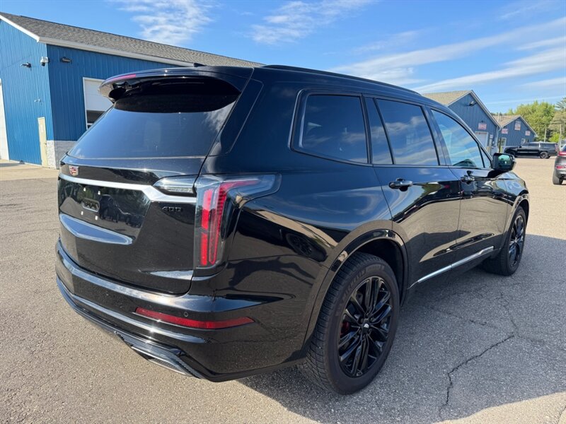 2022 Cadillac XT6 Sport - Photo 4 - Clio, MI 48420