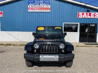 2015 Jeep Wrangler Unlimited Sahara 4WD   - Photo 2 - Clio, MI 48420