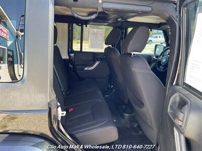 2015 Jeep Wrangler Unlimited Sahara 4WD   - Photo 12 - Clio, MI 48420