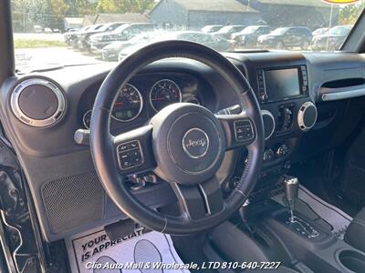 2015 Jeep Wrangler Unlimited Sahara 4WD   - Photo 7 - Clio, MI 48420