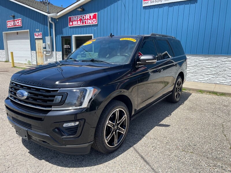 2021 Ford Expedition Limited - Photo 2 - Clio, MI 48420