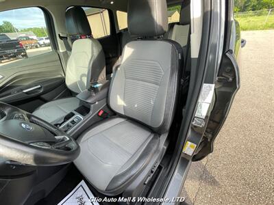 2017 Ford Escape SE   - Photo 18 - Clio, MI 48420