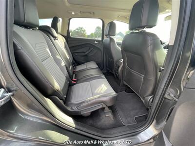 2017 Ford Escape SE   - Photo 30 - Clio, MI 48420