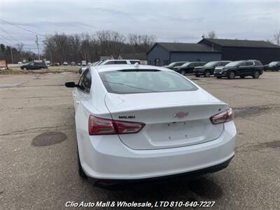 2022 Chevrolet Malibu LT   - Photo 5 - Clio, MI 48420