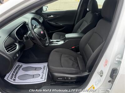 2022 Chevrolet Malibu LT   - Photo 16 - Clio, MI 48420