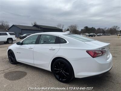 2022 Chevrolet Malibu LT   - Photo 4 - Clio, MI 48420