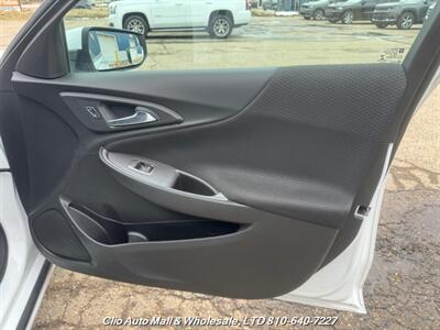 2022 Chevrolet Malibu LT   - Photo 23 - Clio, MI 48420
