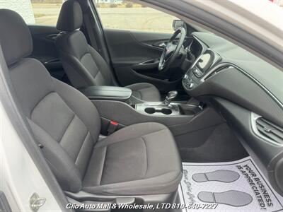 2022 Chevrolet Malibu LT   - Photo 26 - Clio, MI 48420