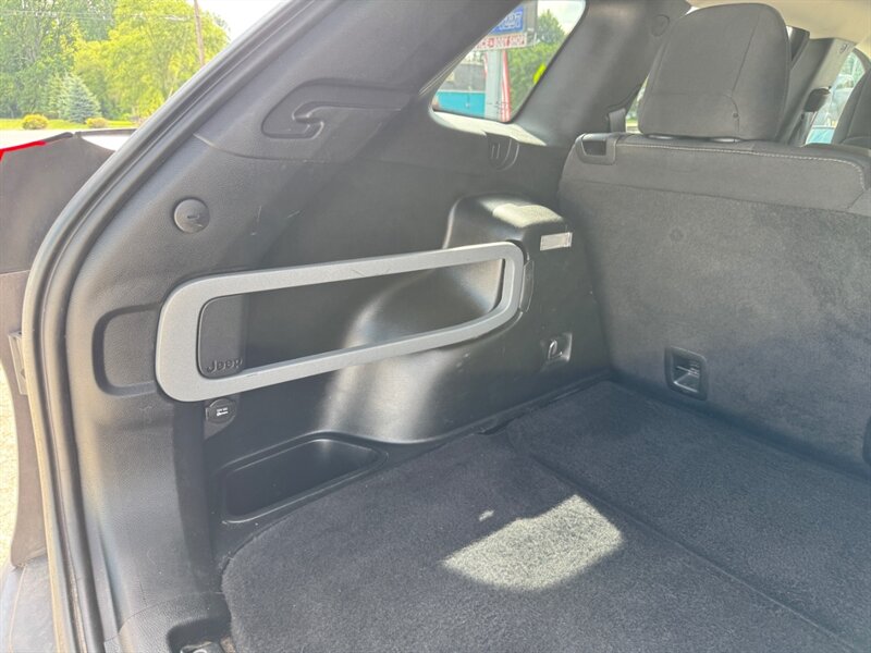 2017 Jeep Cherokee Latitude - Photo 16 - Clio, MI 48420