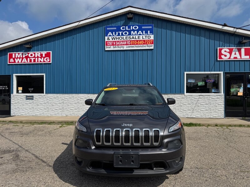 2017 Jeep Cherokee Latitude   - Photo 1 - Clio, MI 48420