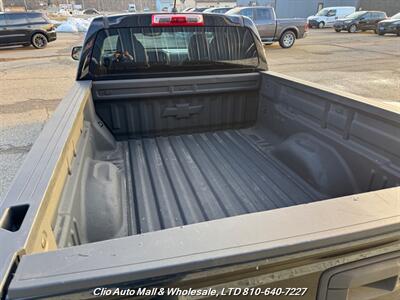 2020 Chevrolet Colorado Work Truck 4X4   - Photo 4 - Clio, MI 48420