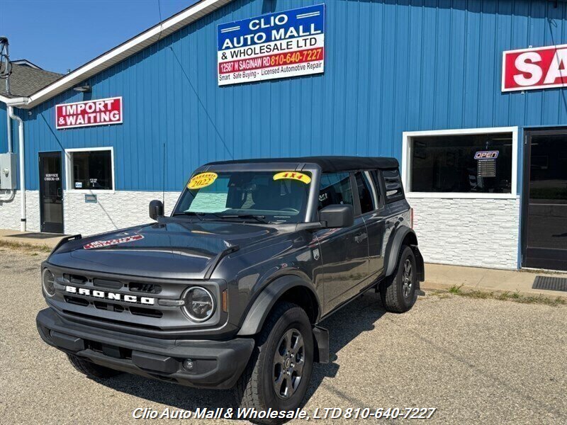 2022 Ford Bronco Big Bend - Photo 2 - Clio, MI 48420