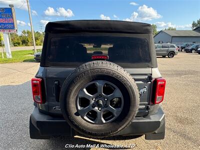2022 Ford Bronco Big Bend 4WD   - Photo 9 - Clio, MI 48420