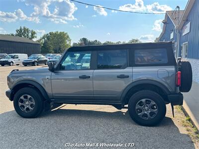 2022 Ford Bronco Big Bend 4WD   - Photo 4 - Clio, MI 48420