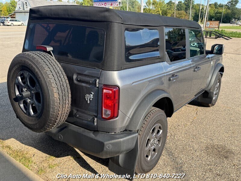 2022 Ford Bronco Big Bend - Photo 11 - Clio, MI 48420