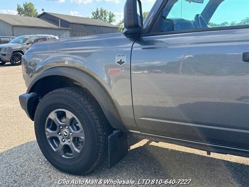 2022 Ford Bronco Big Bend - Photo 5 - Clio, MI 48420