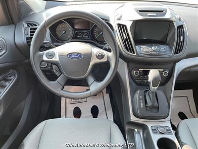 2016 Ford Escape SE   - Photo 15 - Clio, MI 48420