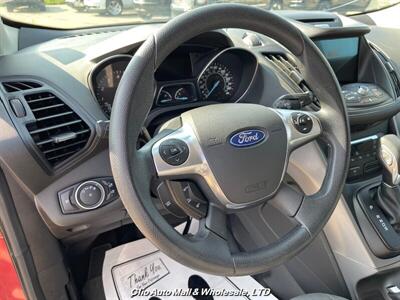 2016 Ford Escape SE   - Photo 10 - Clio, MI 48420