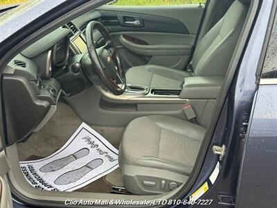 2013 Chevrolet Malibu LT FWD   - Photo 8 - Clio, MI 48420