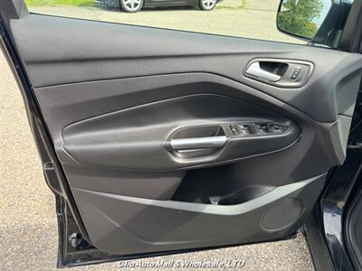 2018 Ford Escape SEL   - Photo 10 - Clio, MI 48420