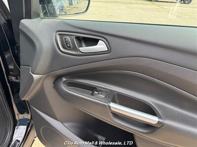 2018 Ford Escape SEL   - Photo 33 - Clio, MI 48420
