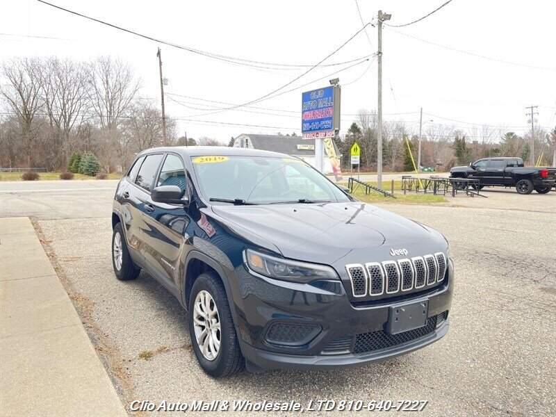 2019 Jeep Cherokee Sport  