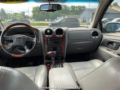 2006 GMC Envoy XL Denali   - Photo 17 - Clio, MI 48420