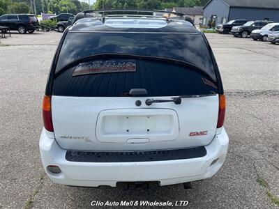 2006 GMC Envoy XL Denali   - Photo 5 - Clio, MI 48420