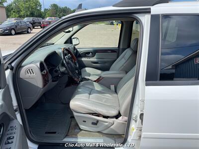 2006 GMC Envoy XL Denali   - Photo 10 - Clio, MI 48420