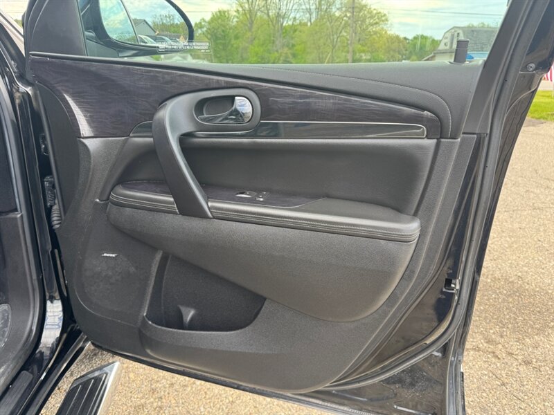 2017 Buick Enclave Premium - Photo 21 - Clio, MI 48420