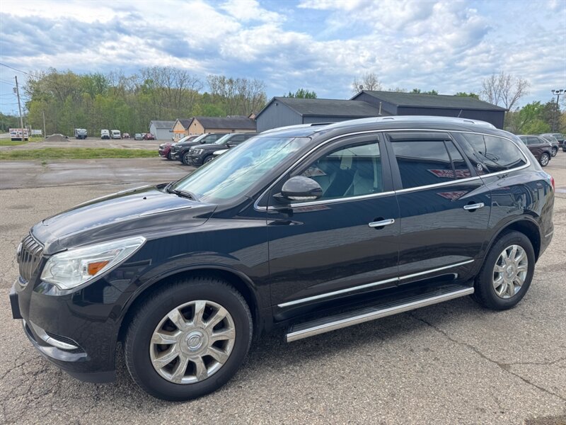 2017 Buick Enclave Premium - Photo 7 - Clio, MI 48420