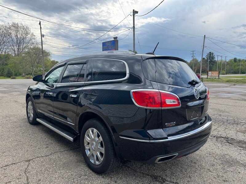 2017 Buick Enclave Premium - Photo 8 - Clio, MI 48420
