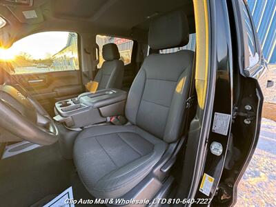 2019 Chevrolet Silverado 1500 Custom 4X4   - Photo 12 - Clio, MI 48420