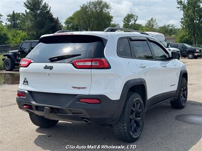 2016 Jeep Cherokee Trailhawk   - Photo 3 - Clio, MI 48420