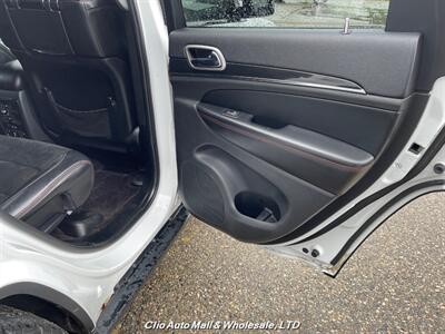2017 Jeep Grand Cherokee Trailhawk 4WD   - Photo 25 - Clio, MI 48420