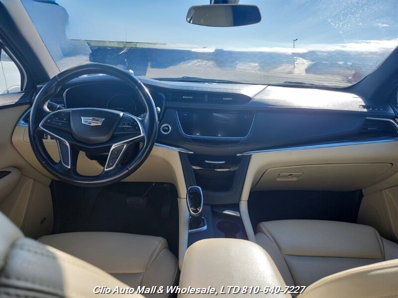 2018 Cadillac XT5   - Photo 4 - Clio, MI 48420