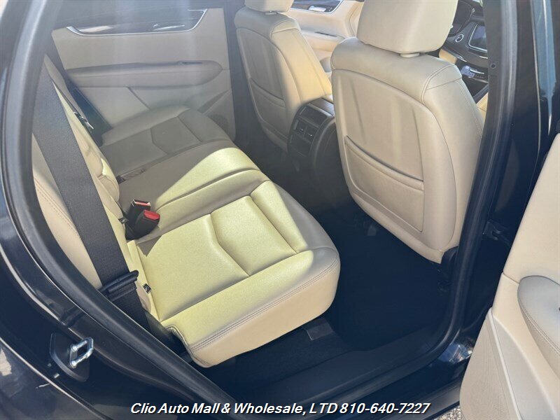 2018 Cadillac XT5 - Photo 15 - Clio, MI 48420