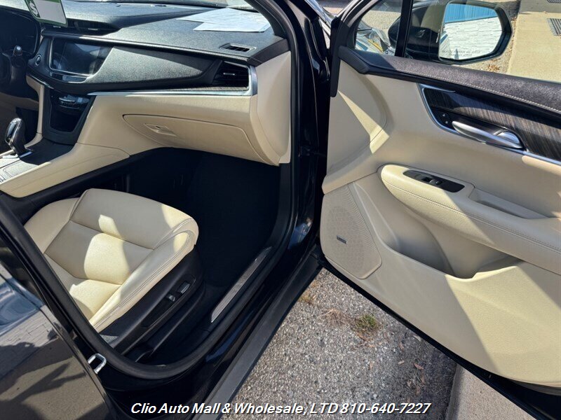 2018 Cadillac XT5 - Photo 17 - Clio, MI 48420