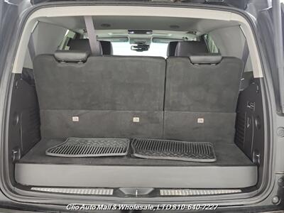 2017 GMC Yukon SLT   - Photo 9 - Clio, MI 48420
