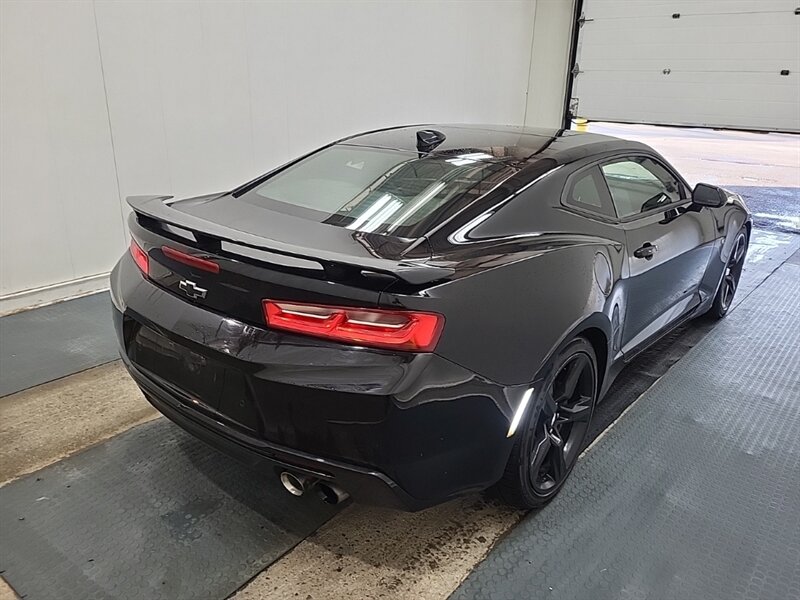 2016 Chevrolet Camaro SS - Photo 2 - Clio, MI 48420