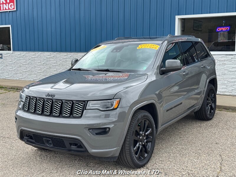 2020 Jeep Grand Cherokee Altitude 4WD  