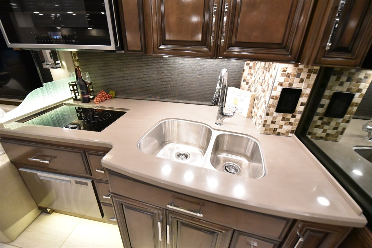 2022 Newmar Supreme Air   - Photo 32 - Orange, CA 92867