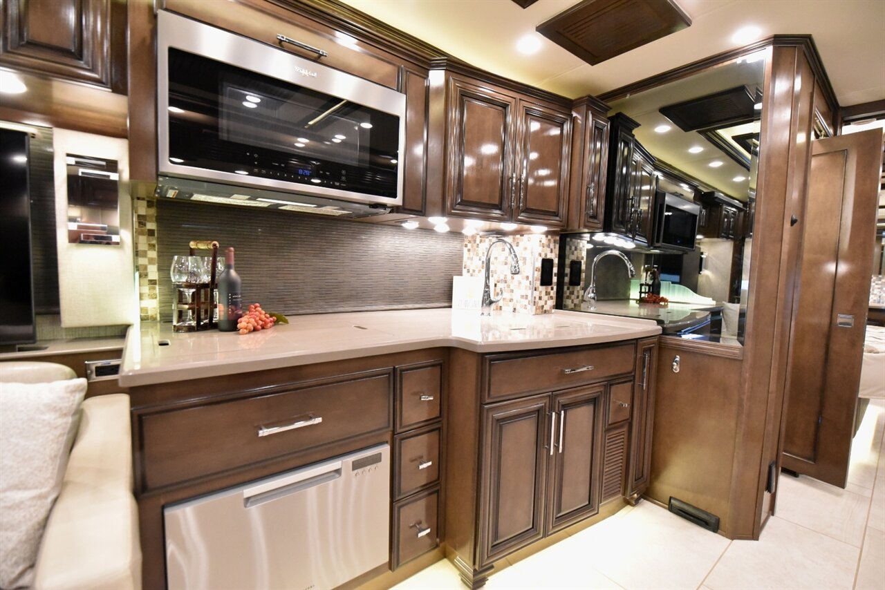 2022 Newmar Supreme Air   - Photo 18 - Orange, CA 92867