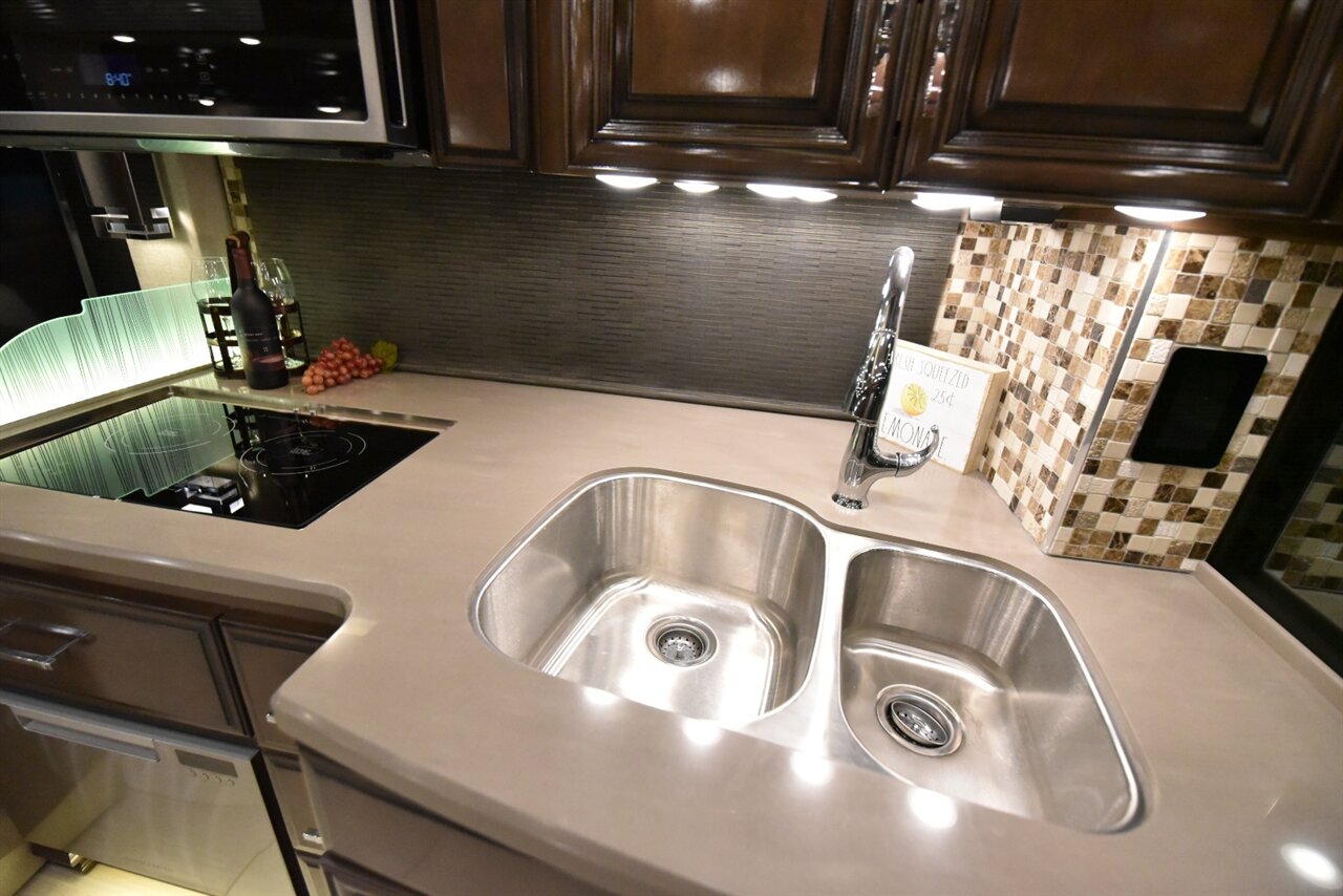 2022 Newmar Supreme Air   - Photo 31 - Orange, CA 92867