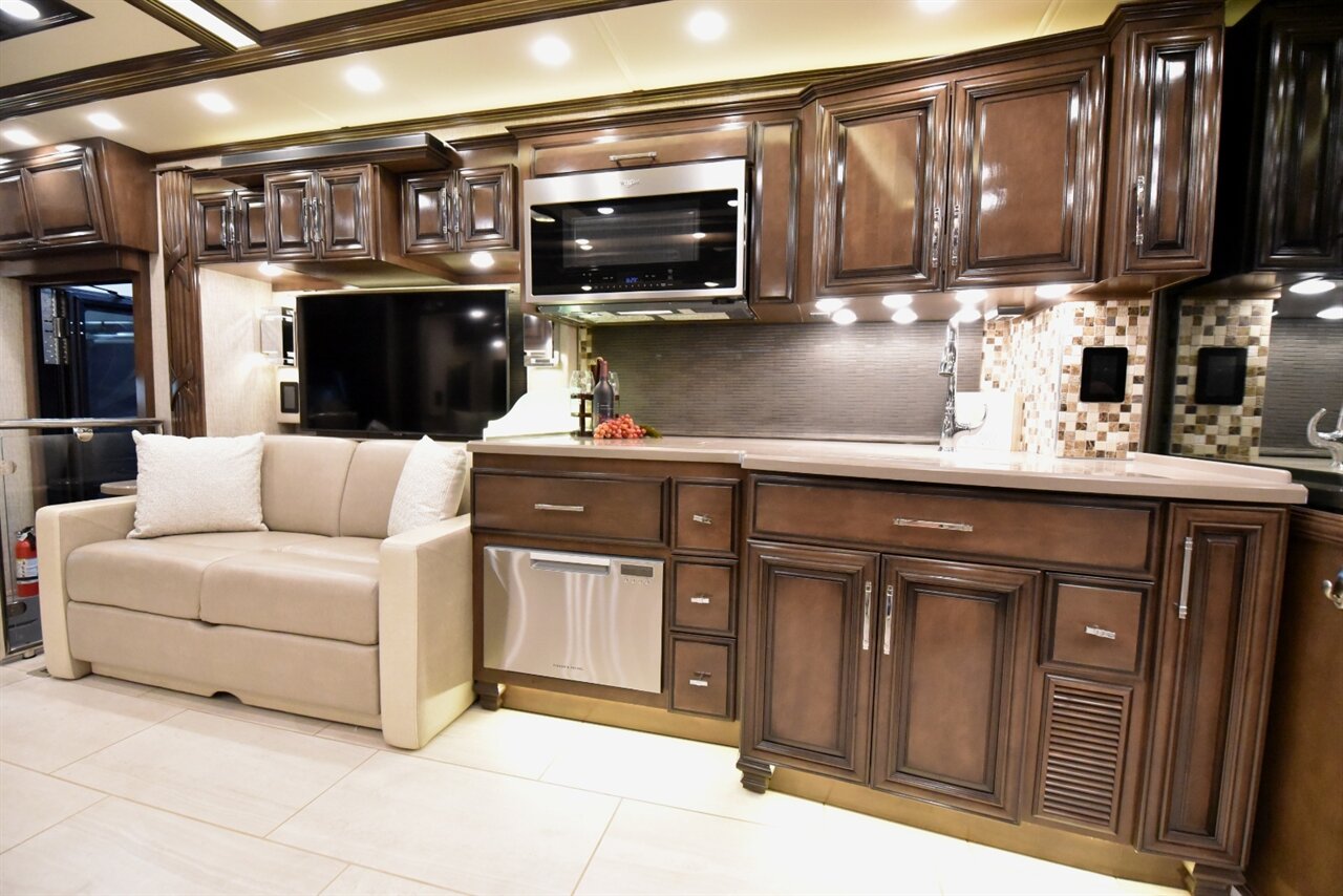 2022 Newmar Supreme Air   - Photo 19 - Orange, CA 92867